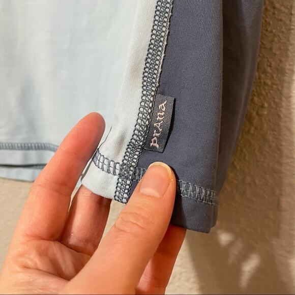 Prana Blue Muscle Tee Tank Woman’s XL Retro Sport Colorblock Boyfriend Fit Top - Picture 4 of 6